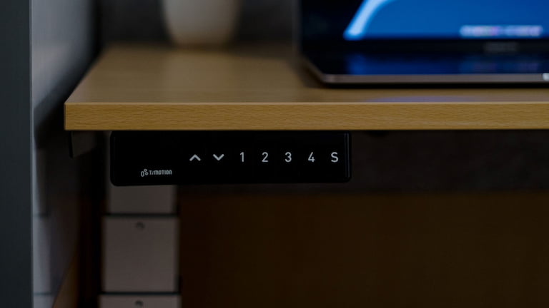 Height Adjustable Table